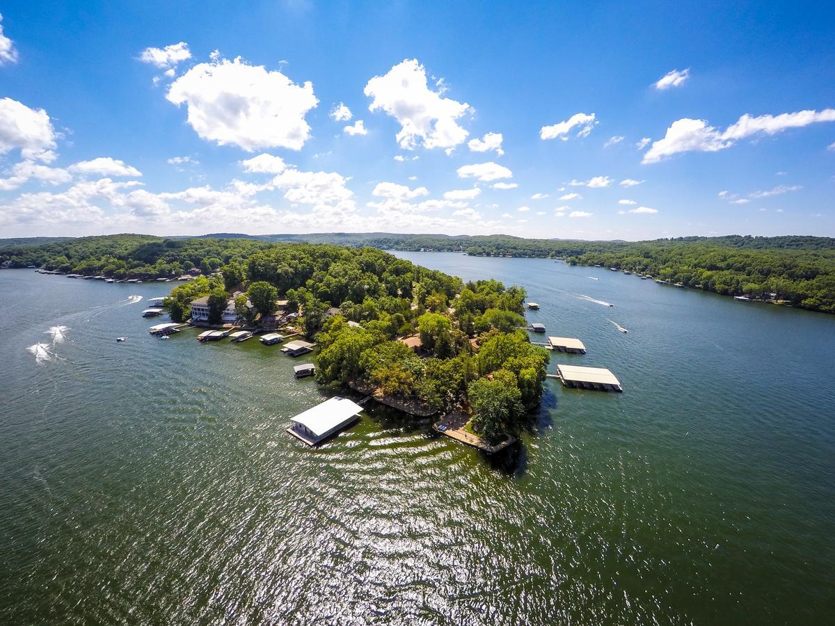 Point View Resort Camdenton Exterior photo