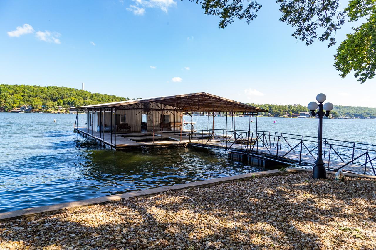 Point View Resort Camdenton Exterior photo